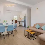 Pet Friendly In Zatoglav Holiday home Razanj
