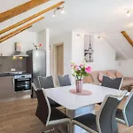 Pet Friendly In Zatoglav Holiday home *